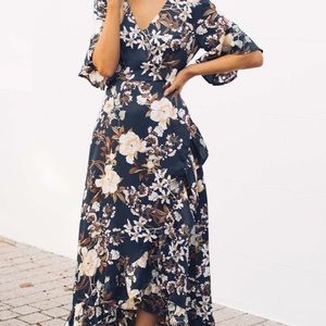 *Brand New, Never Worn* FLORAL PRINT MAXI DRESS